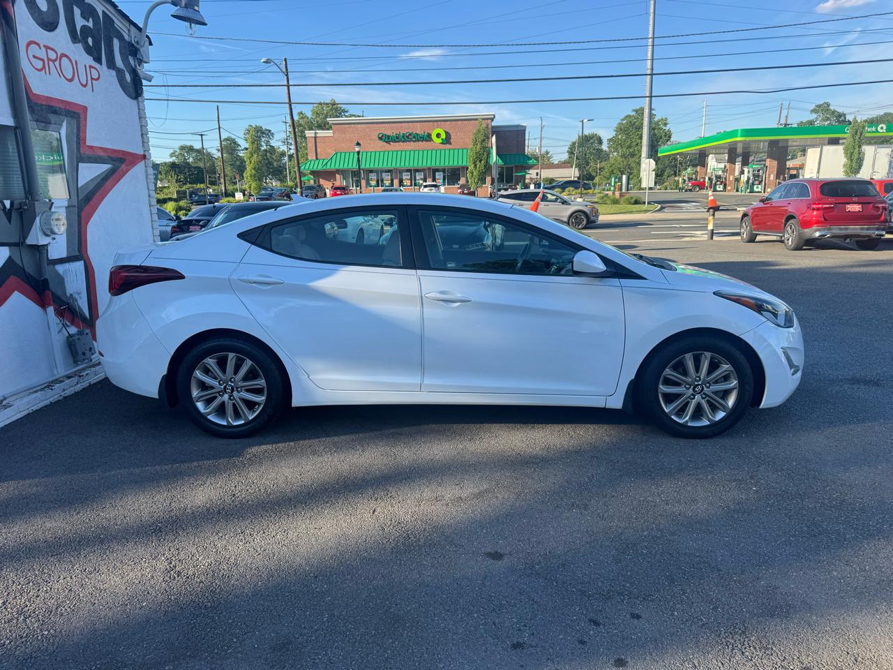 Hyundai Elantra SE 6AT 2015
