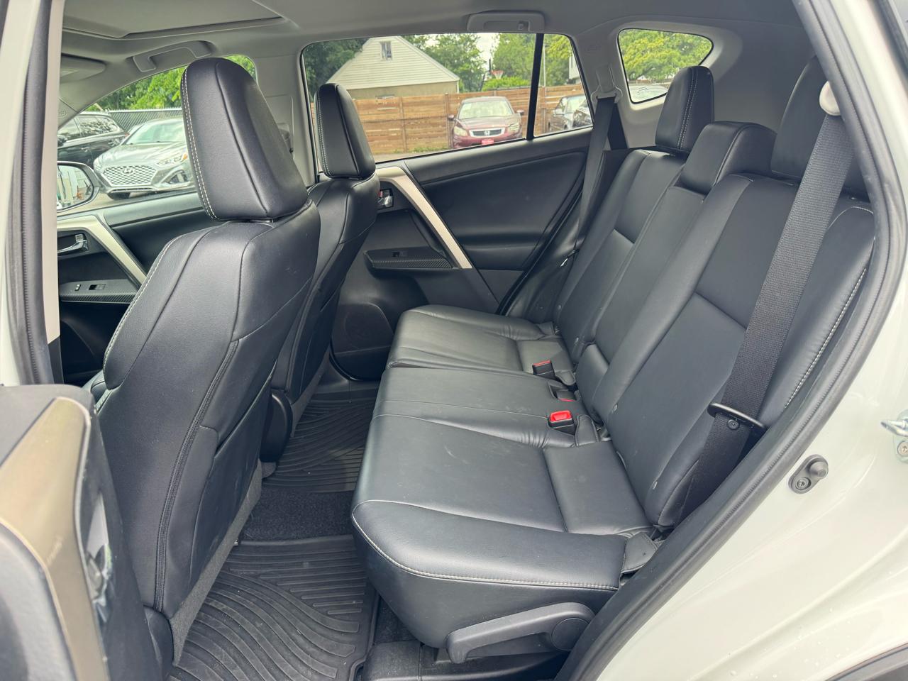 Toyota RAV4 Limited AWD 2015