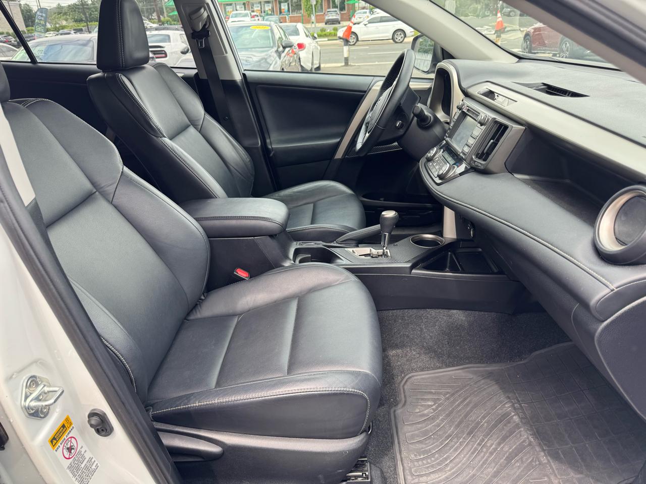 Toyota RAV4 Limited AWD 2015