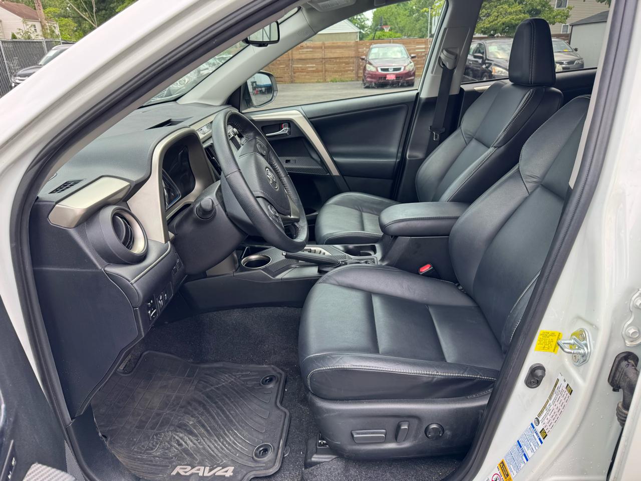 Toyota RAV4 Limited AWD 2015
