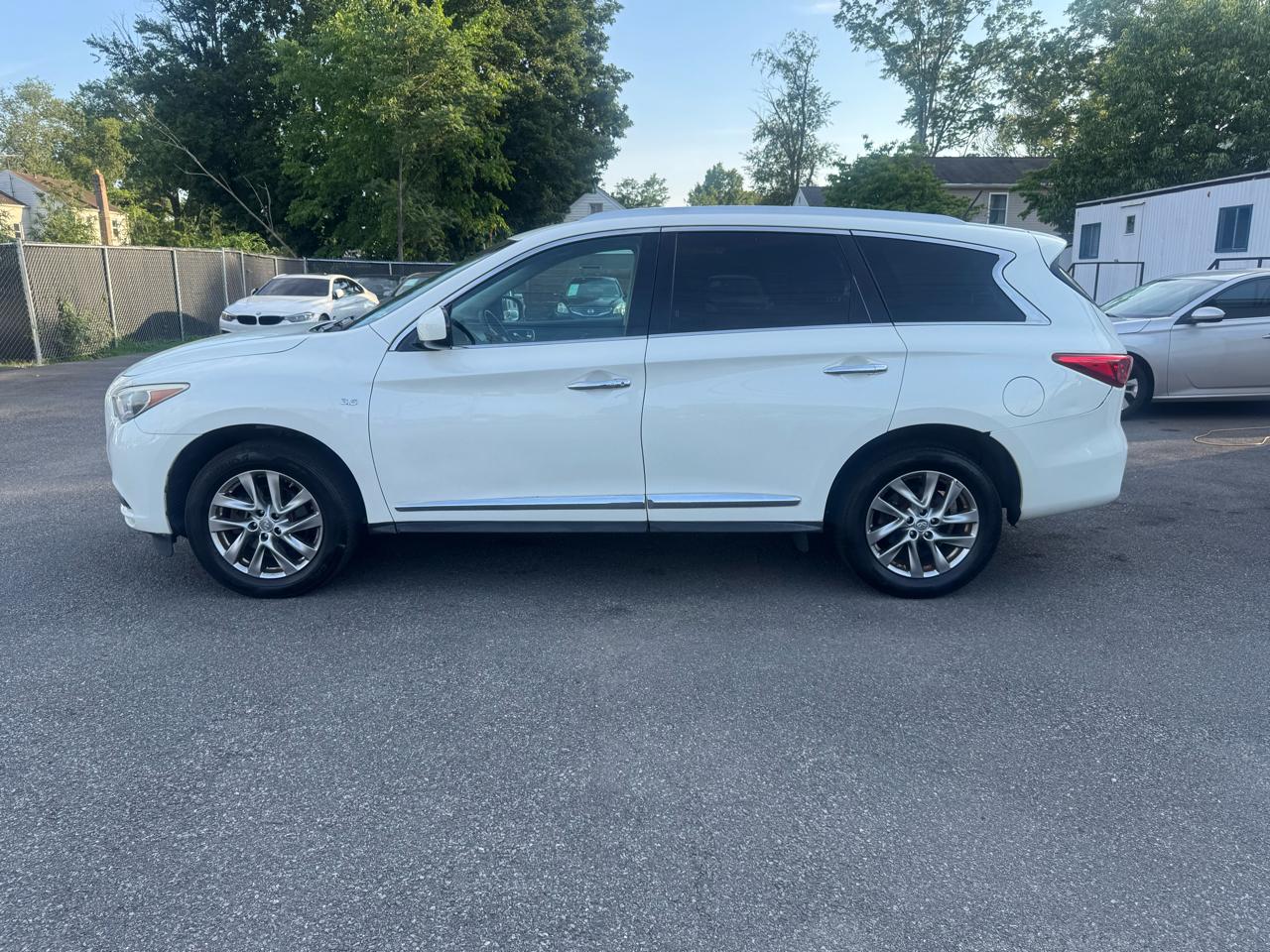 Infiniti QX60 Base AWD 2015