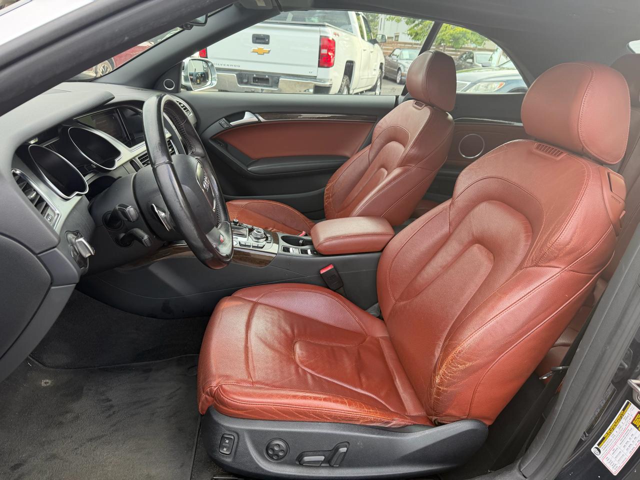 Audi S5 3.0T Cabriolet quattro S tronic 2012