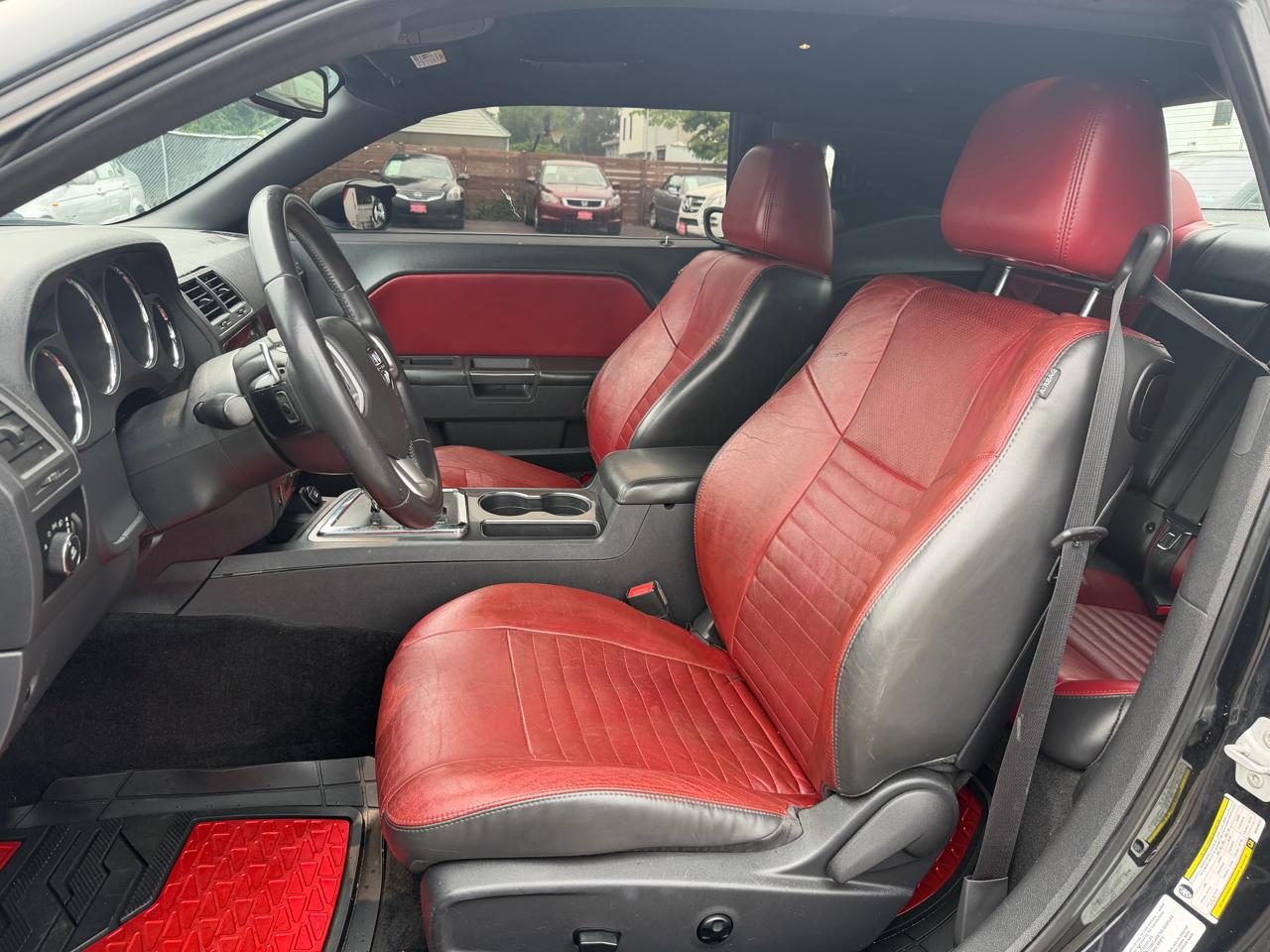 Dodge Challenger SXT 2013