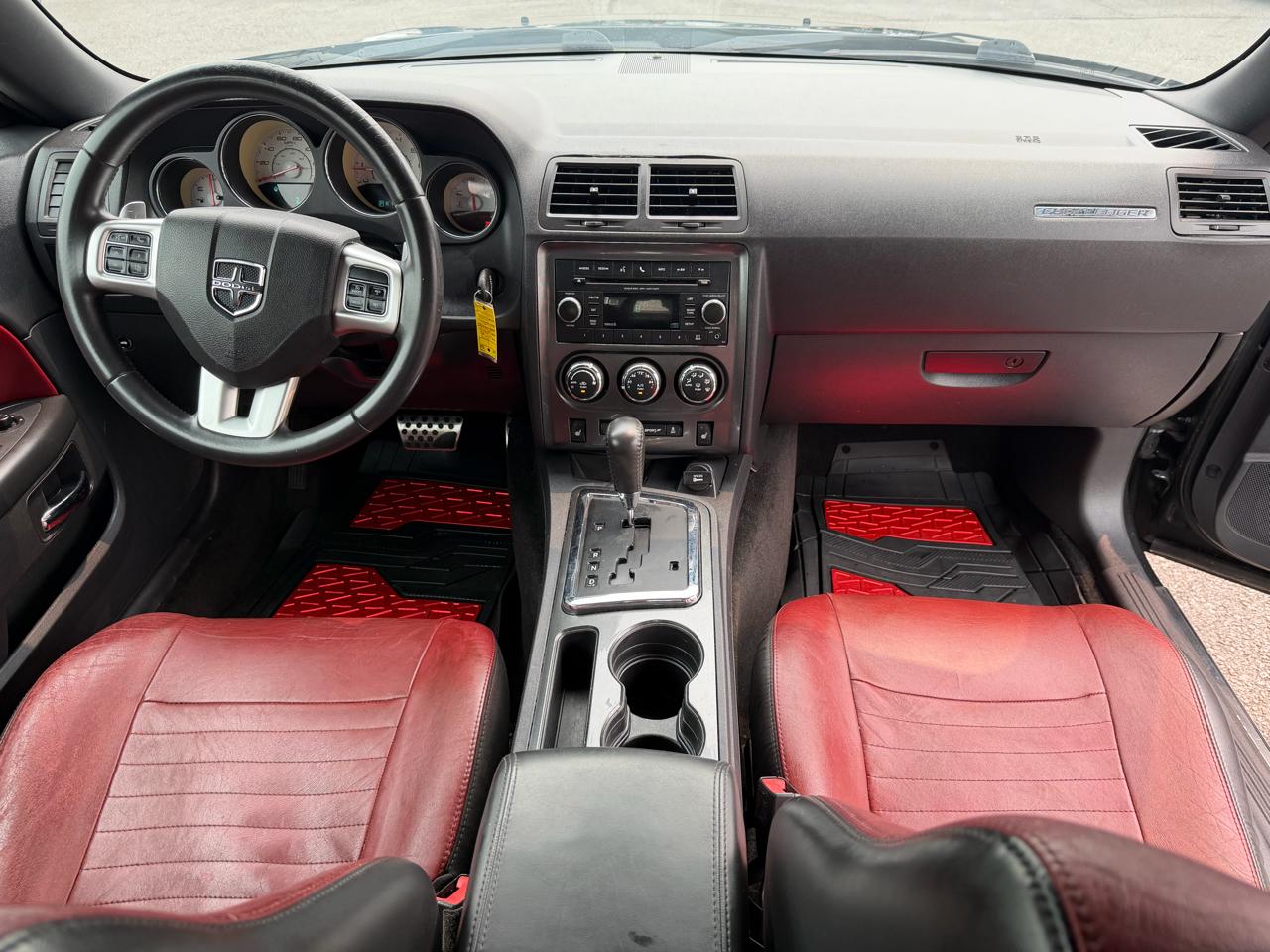 Dodge Challenger SXT 2013
