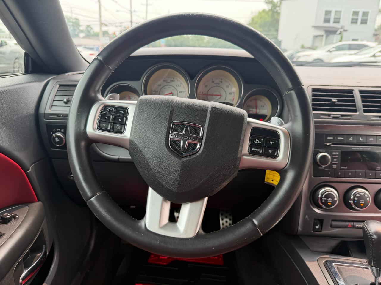 Dodge Challenger SXT 2013