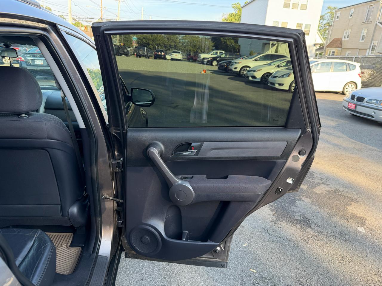 Honda CR-V LX 4WD 5-Speed AT 2009