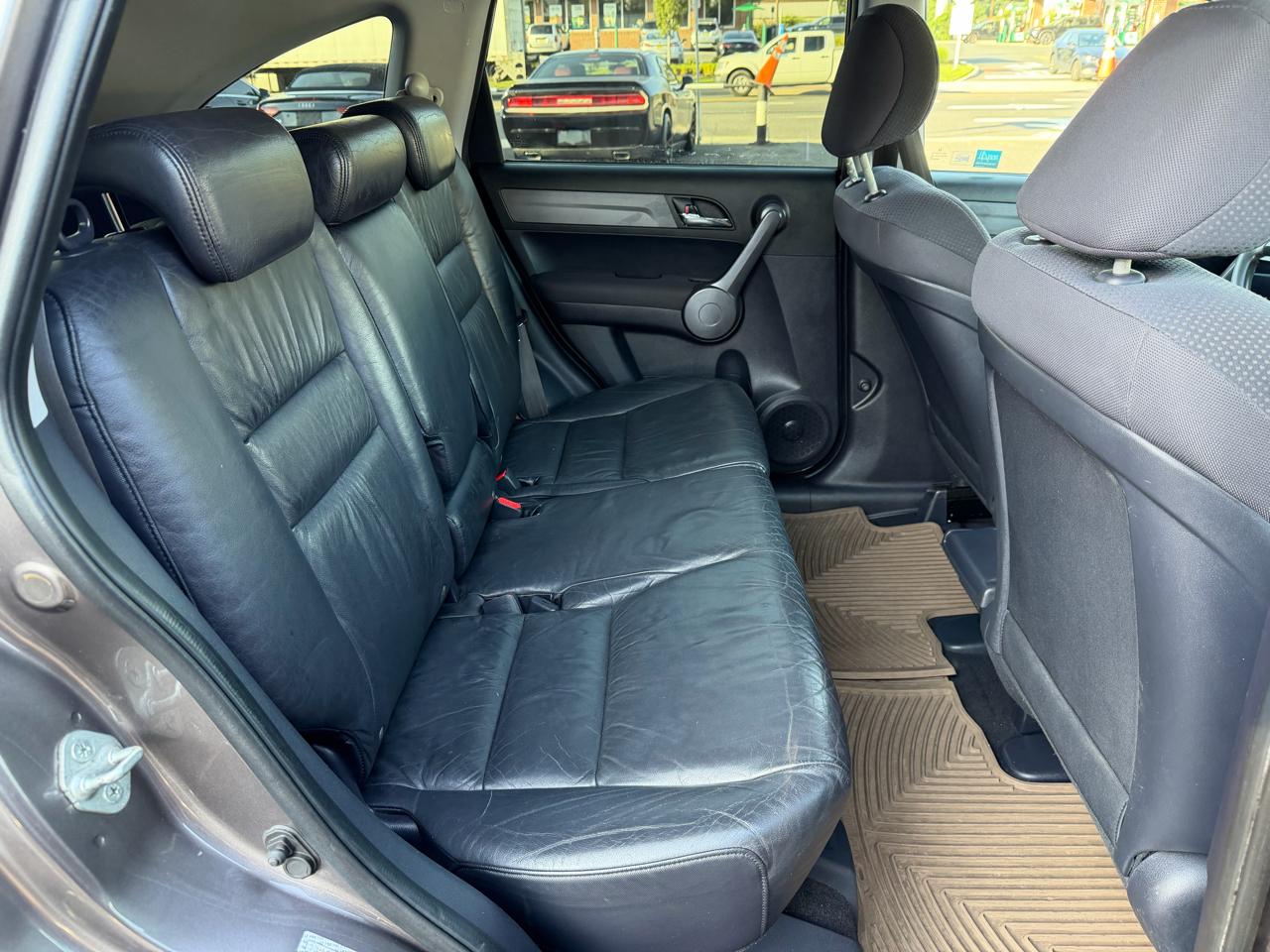 Honda CR-V LX 4WD 5-Speed AT 2009