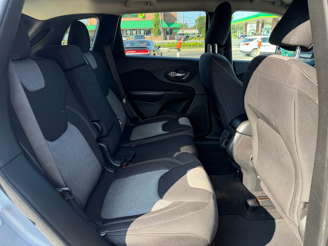 Jeep Cherokee Latitude 4WD 2014
