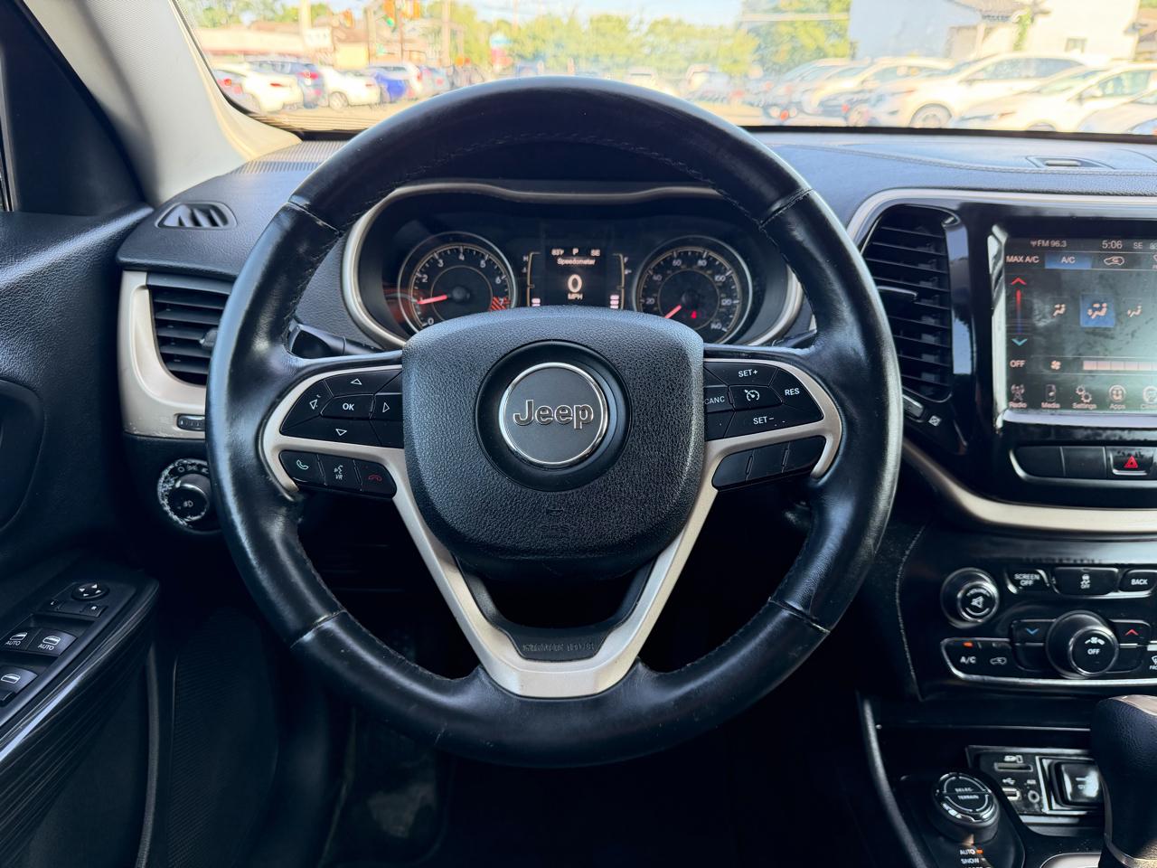 Jeep Cherokee Latitude 4WD 2014