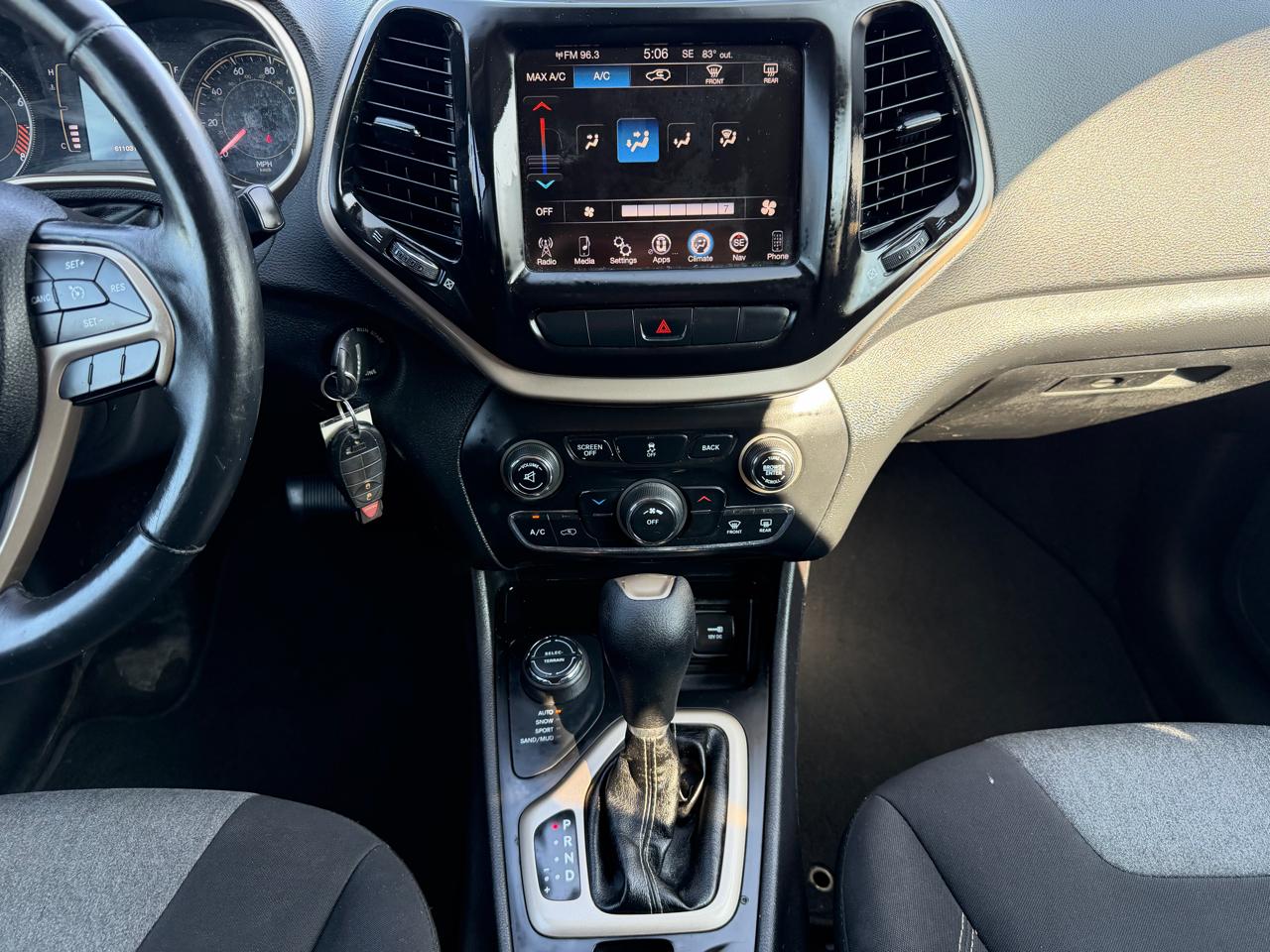 Jeep Cherokee Latitude 4WD 2014