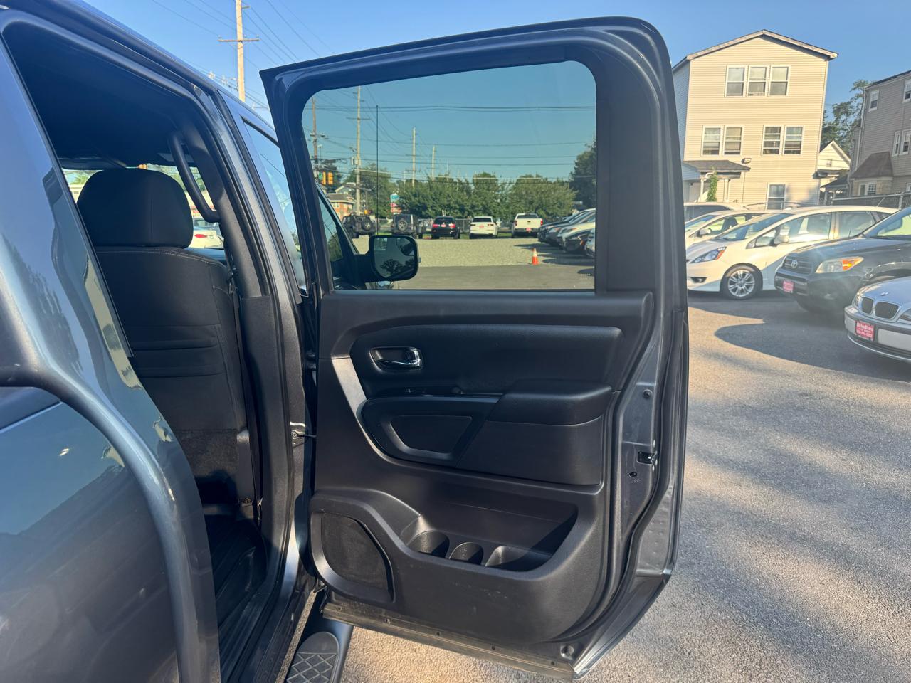 Nissan Titan  2018