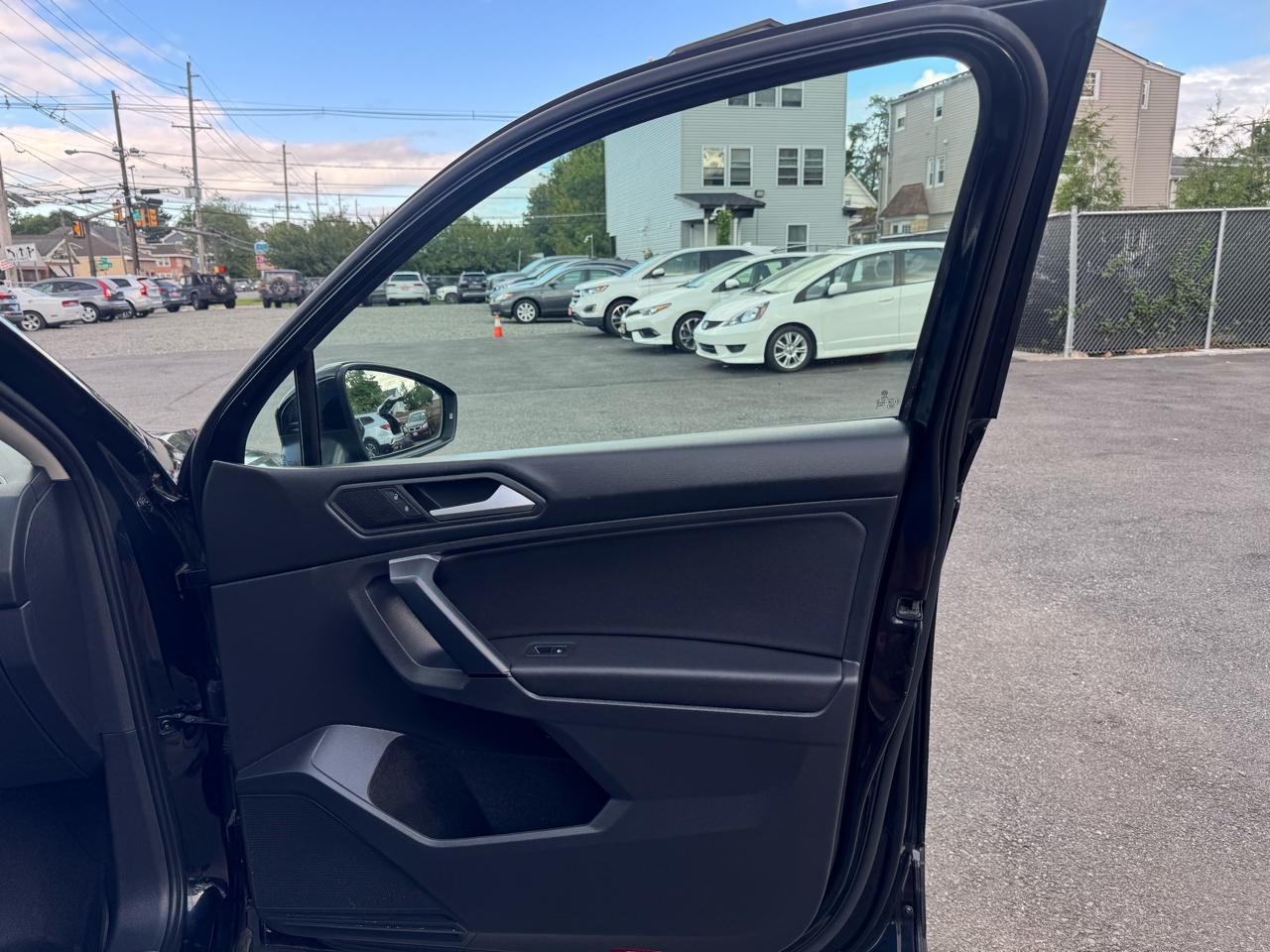 Volkswagen Tiguan SE 4Motion AWD 2019
