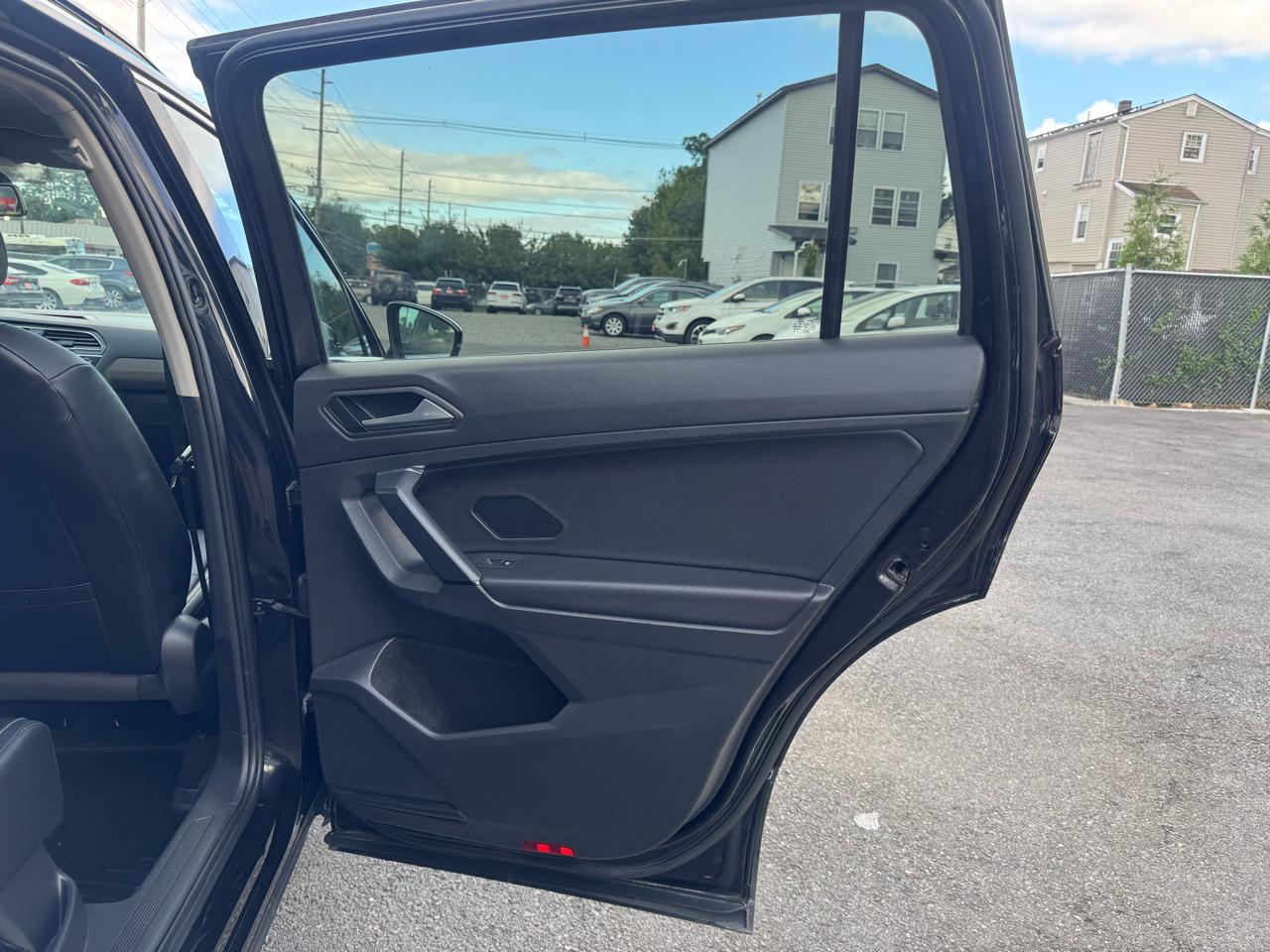 Volkswagen Tiguan SE 4Motion AWD 2019