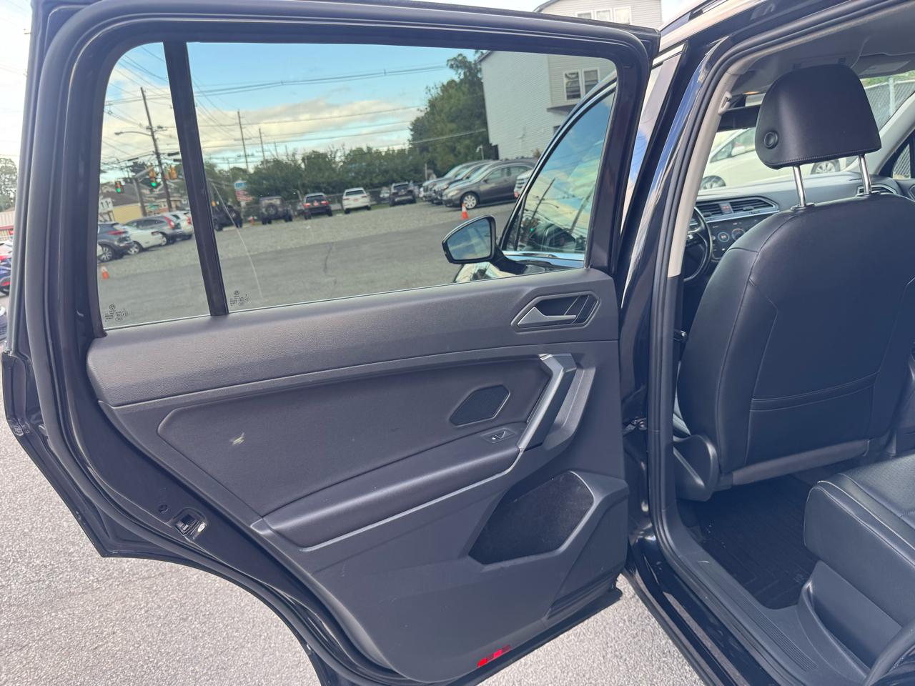 Volkswagen Tiguan SE 4Motion AWD 2019