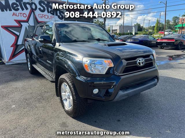 Black 2015 Toyota Tacoma Pickup Truck Four-Wheel Drive Automatic
