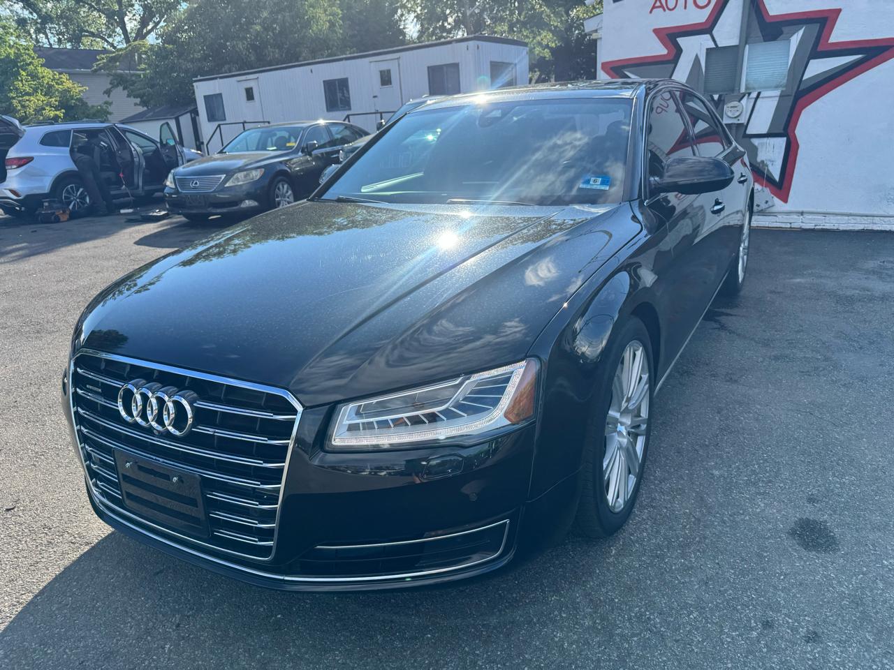 Audi A8 L 4.0T quattro 2015