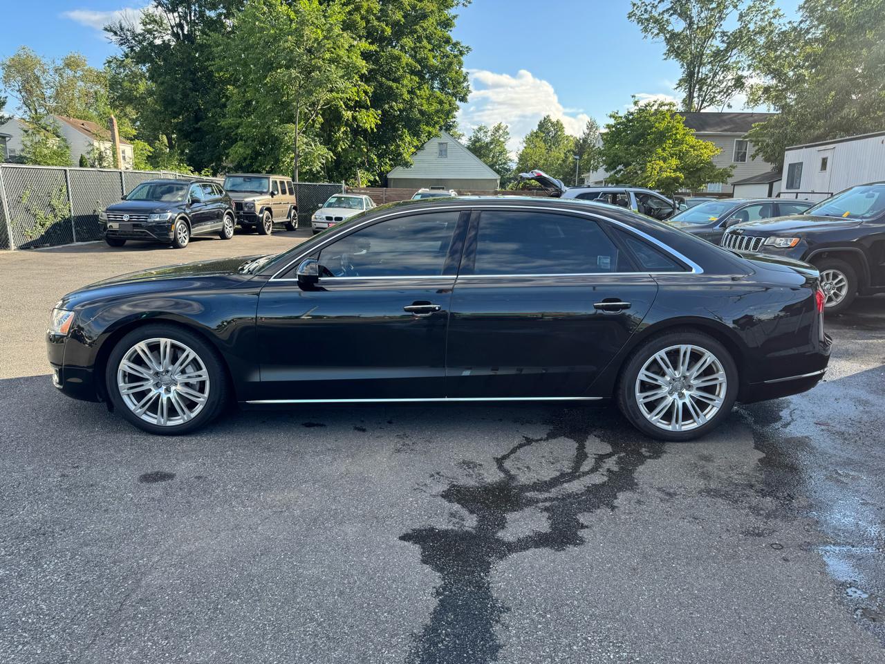 Audi A8 L 4.0T quattro 2015