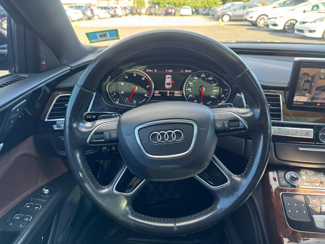 Audi A8 L 4.0T quattro 2015