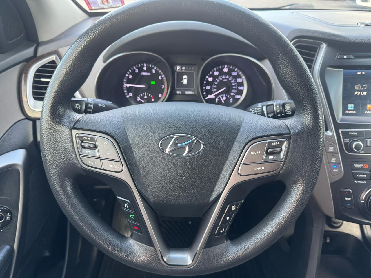 Hyundai Santa Fe SE AWD 2017