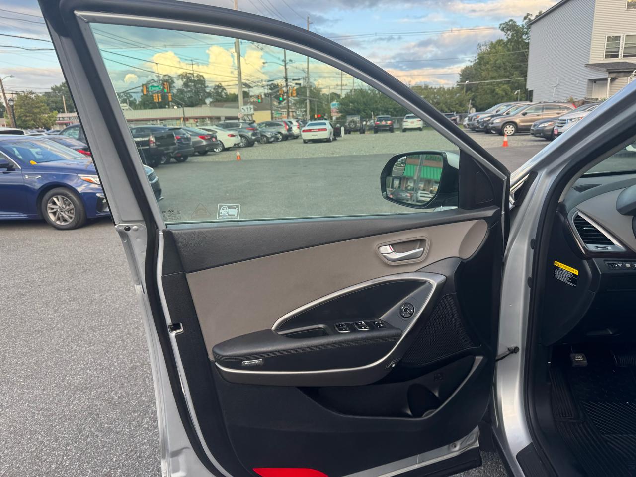 Hyundai Santa Fe SE AWD 2017