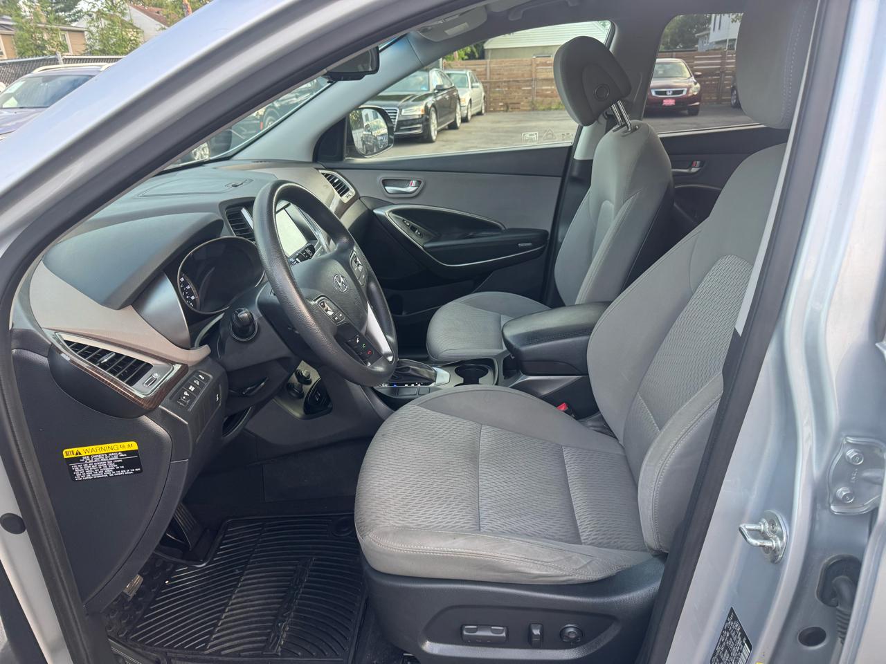 Hyundai Santa Fe SE AWD 2017