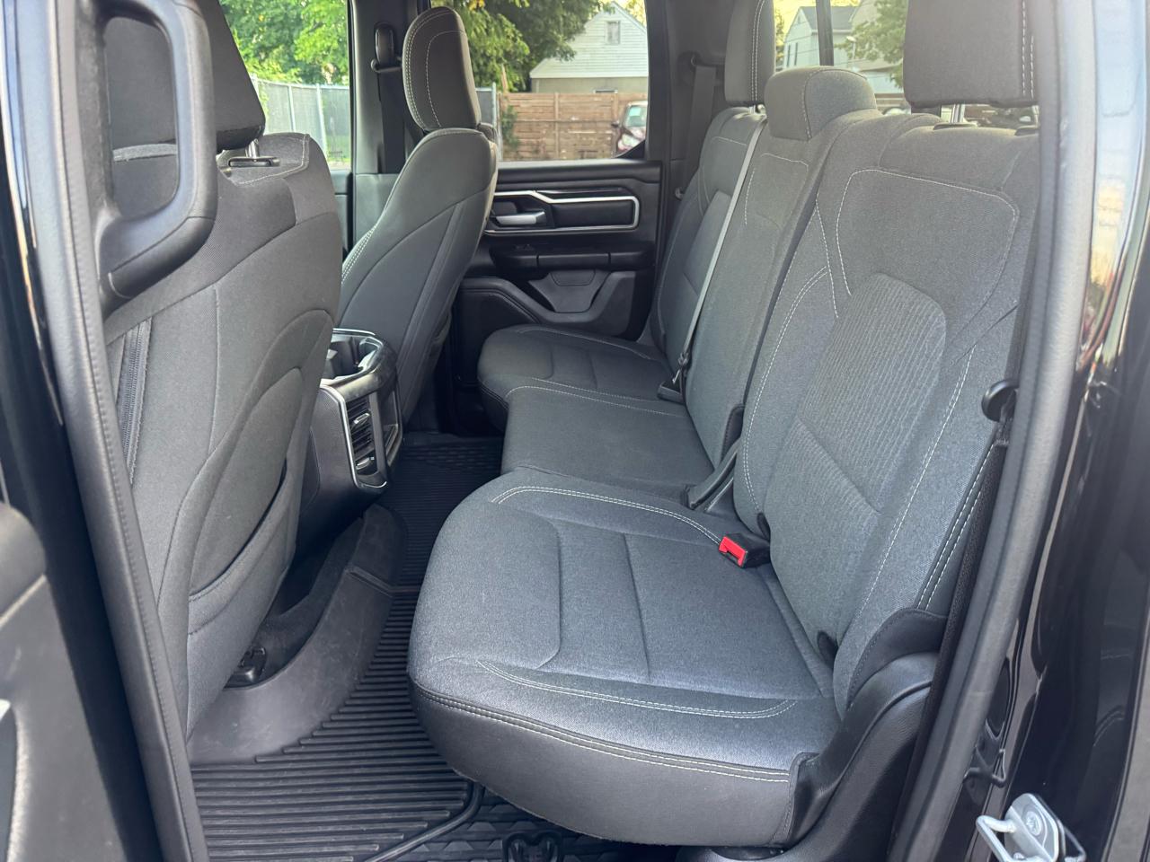 RAM 1500 Big Horn Quad Cab 4WD 2022