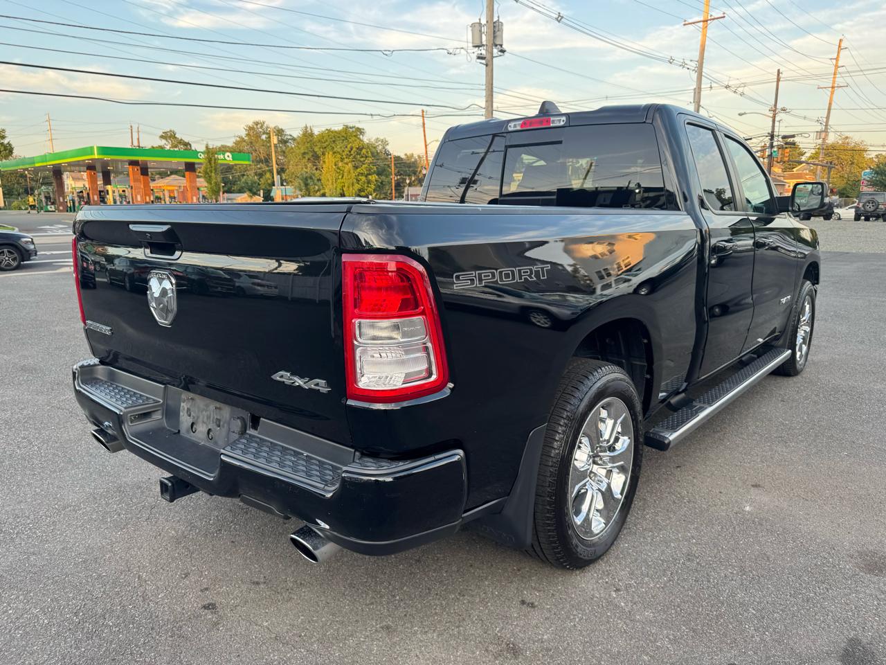 RAM 1500 Big Horn Quad Cab 4WD 2022