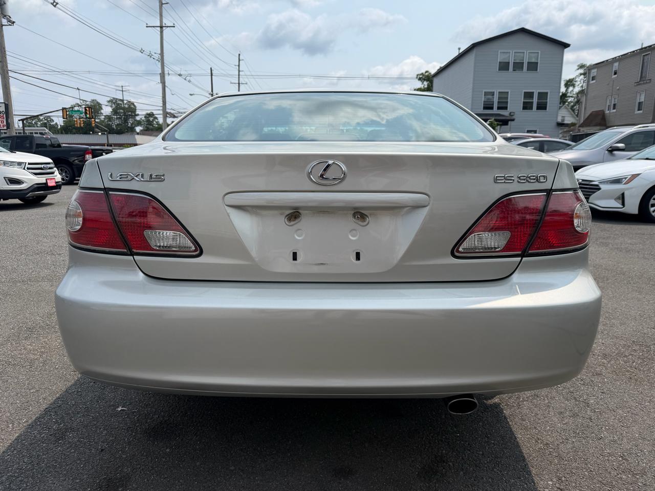 Lexus ES 330 Sedan 2004