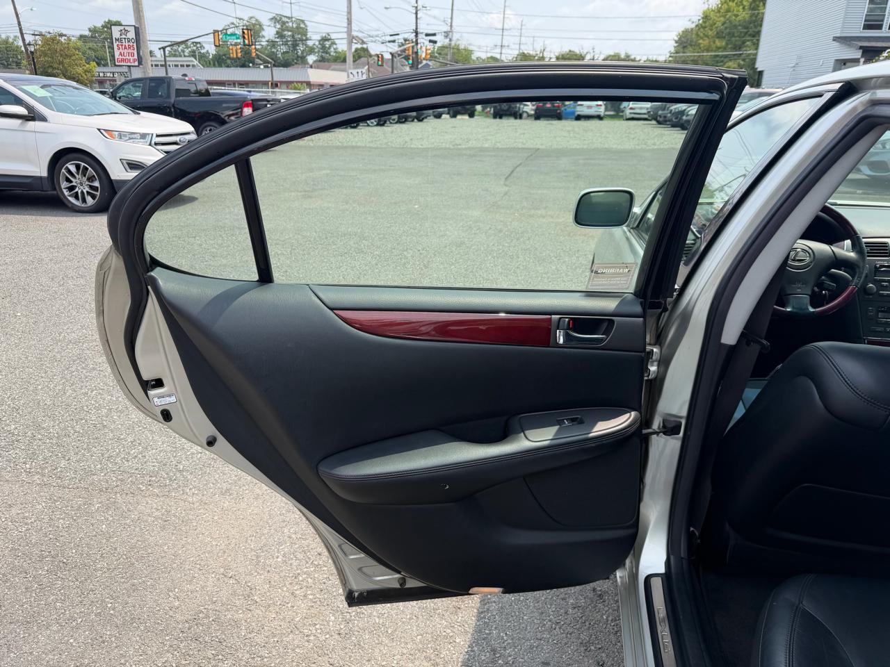 Lexus ES 330 Sedan 2004