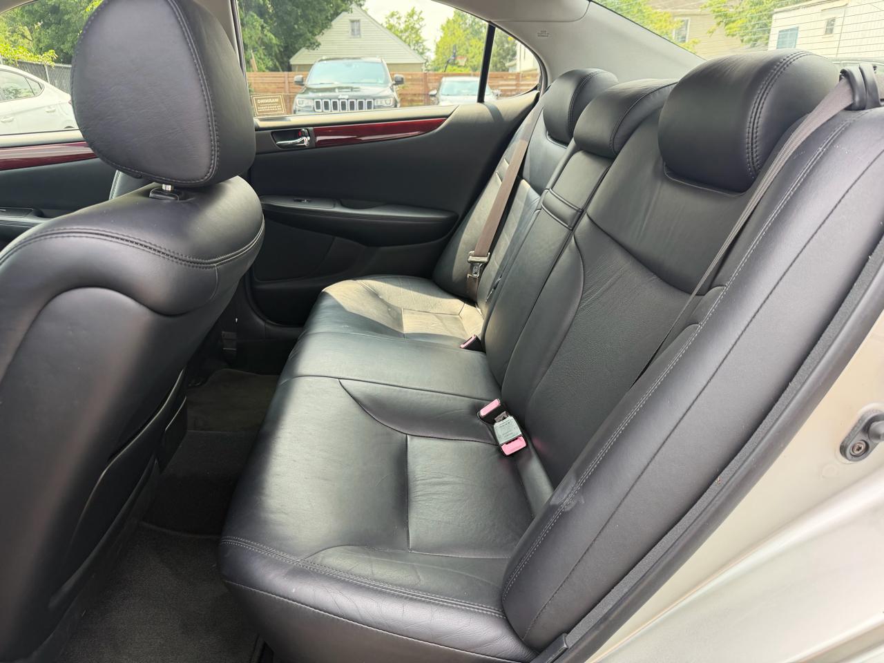 Lexus ES 330 Sedan 2004