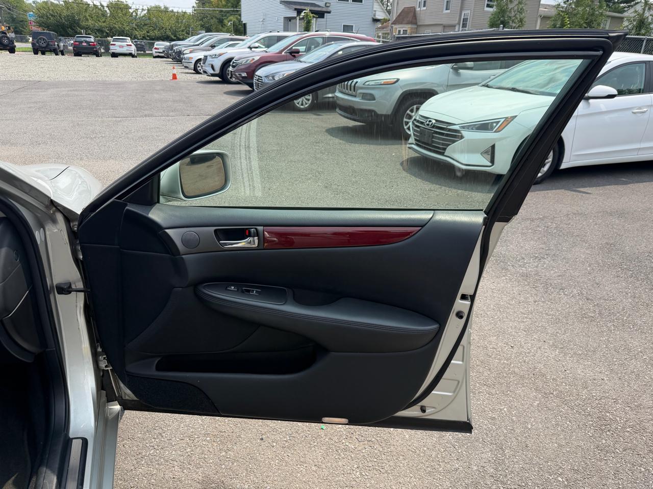 Lexus ES 330 Sedan 2004