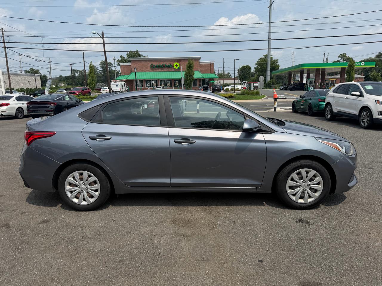 Hyundai Accent SEL 4-Door 6A 2020
