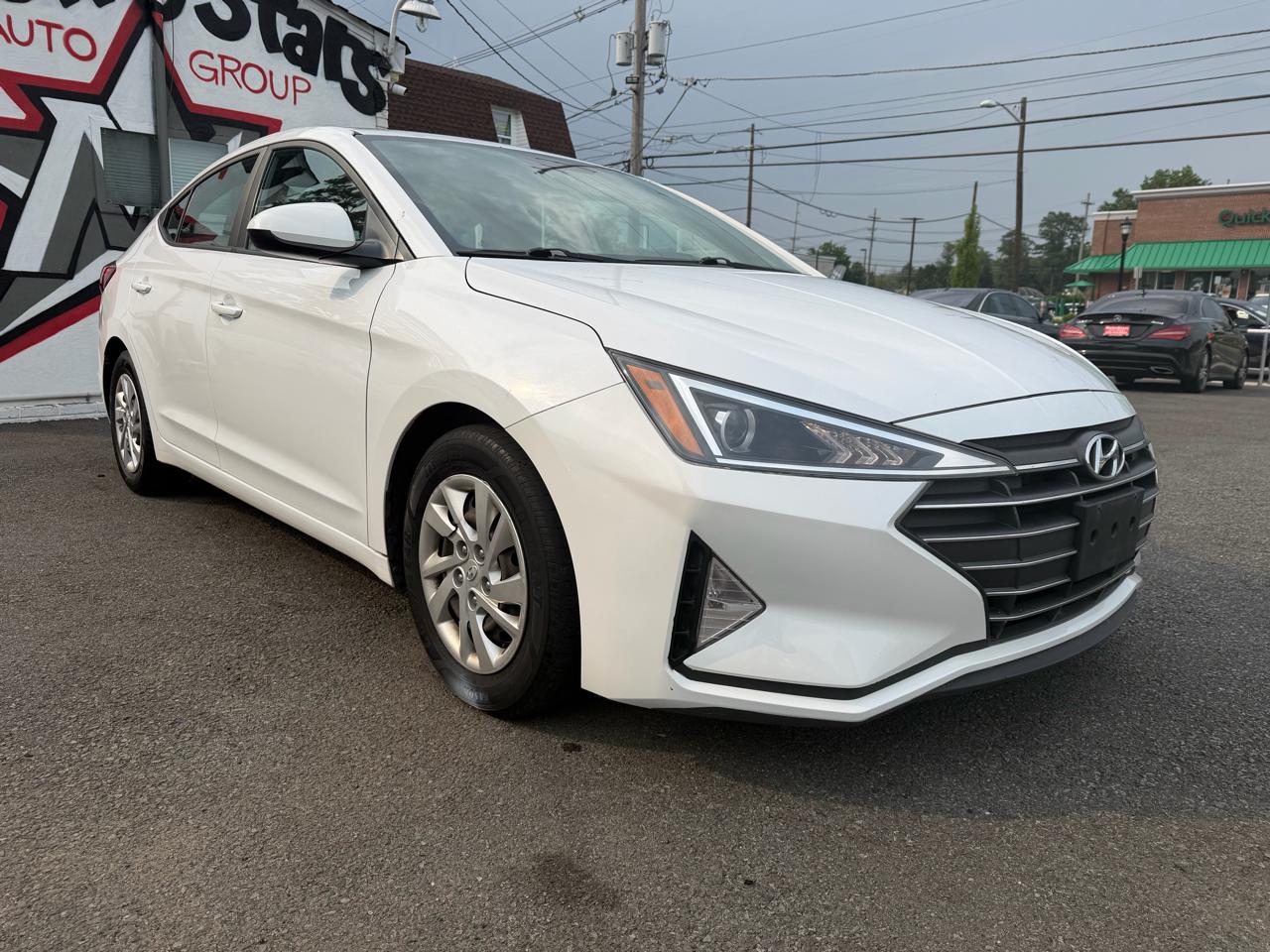 Hyundai Elantra SE 6M 2020