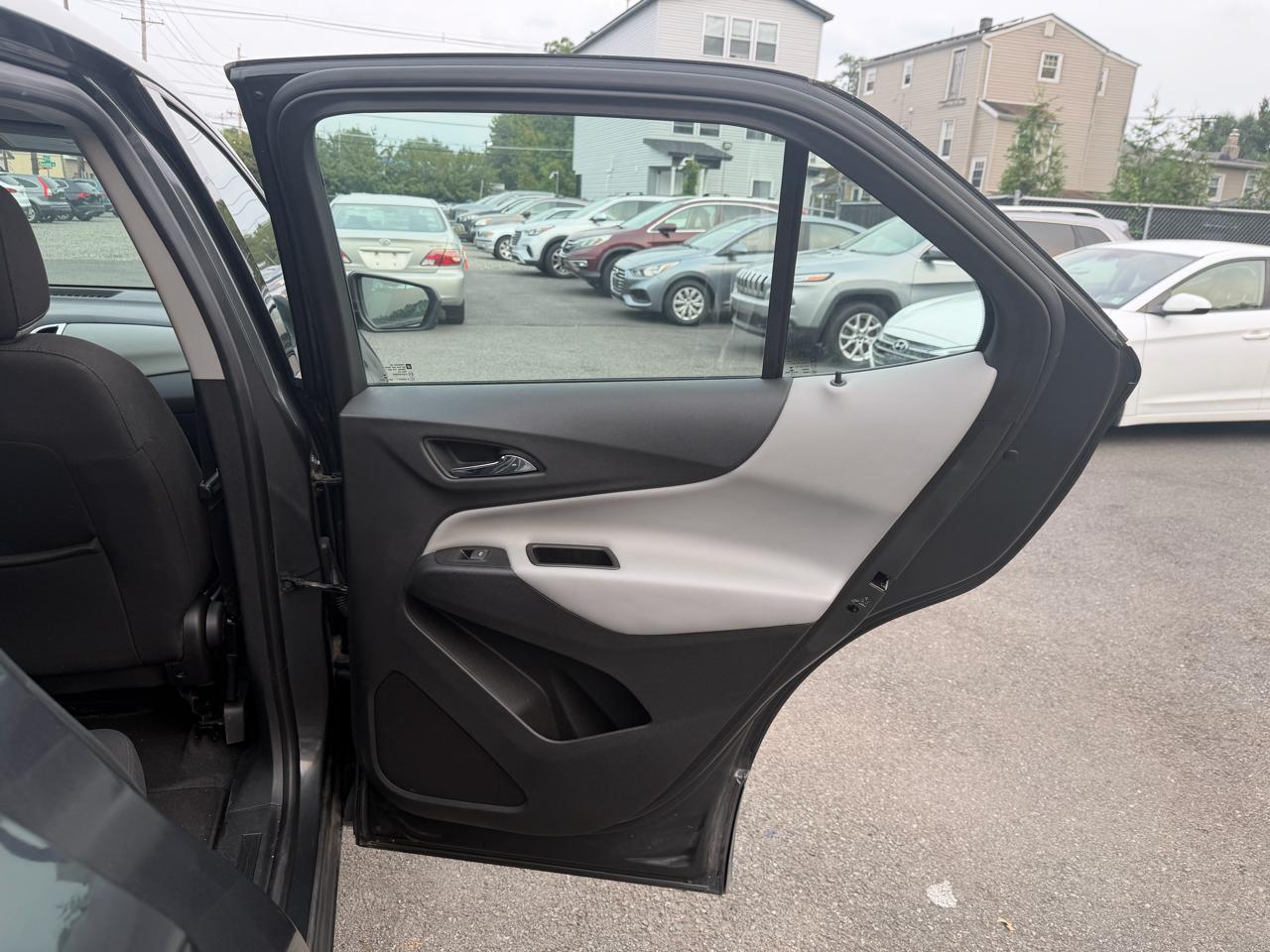 Chevrolet Equinox LS 2WD 2018