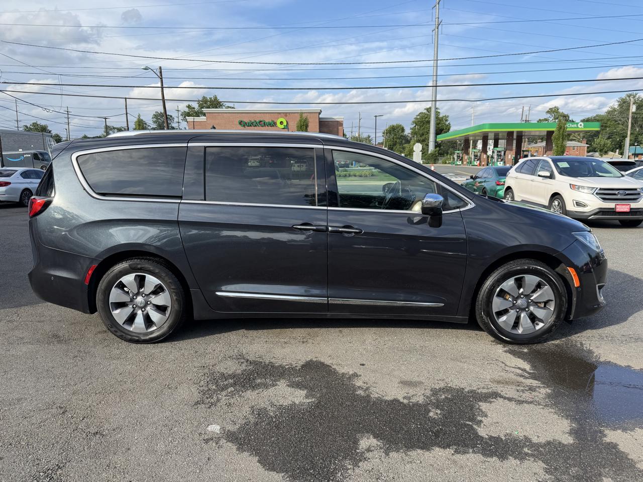 Chrysler Pacifica Hybrid Limited 2020
