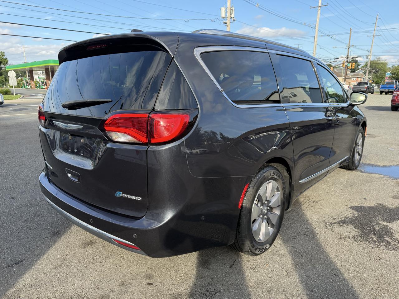 Chrysler Pacifica Hybrid Limited 2020