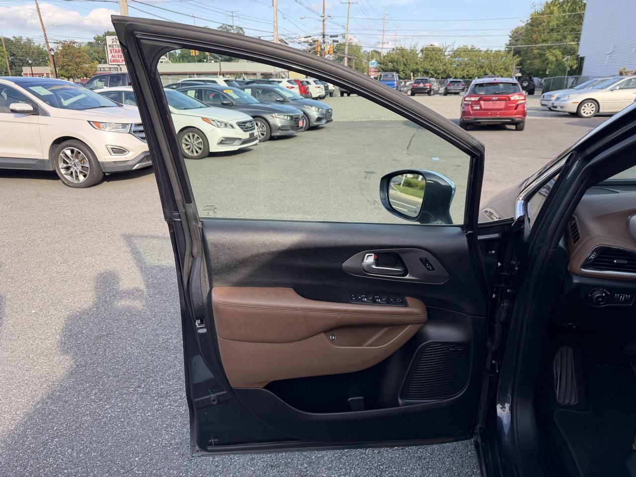 Chrysler Pacifica Hybrid Limited 2020