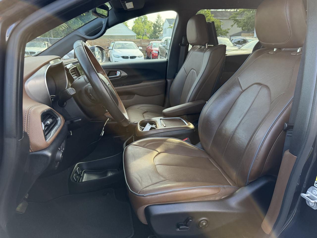 Chrysler Pacifica Hybrid Limited 2020