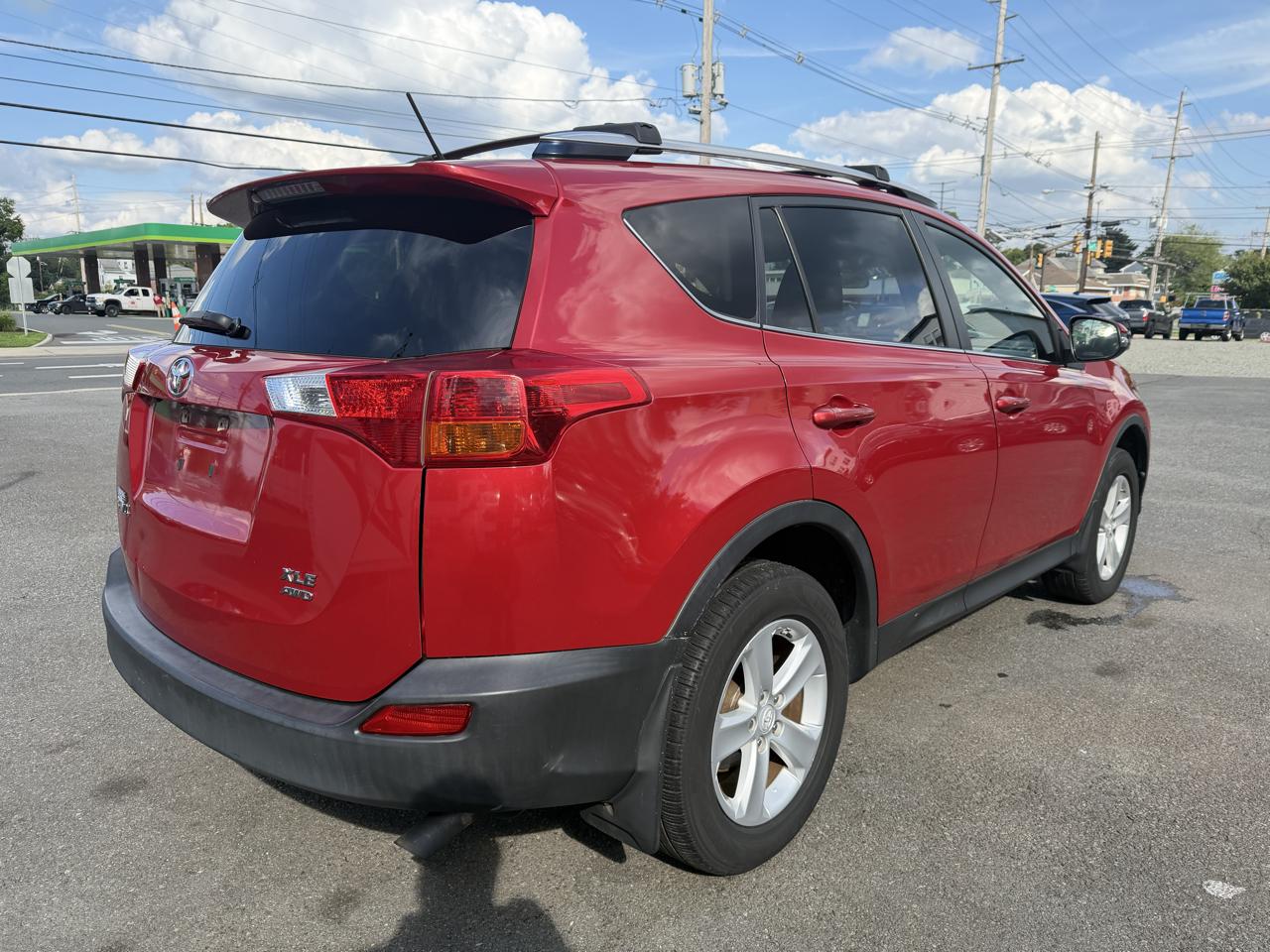Toyota RAV4 XLE AWD 2013