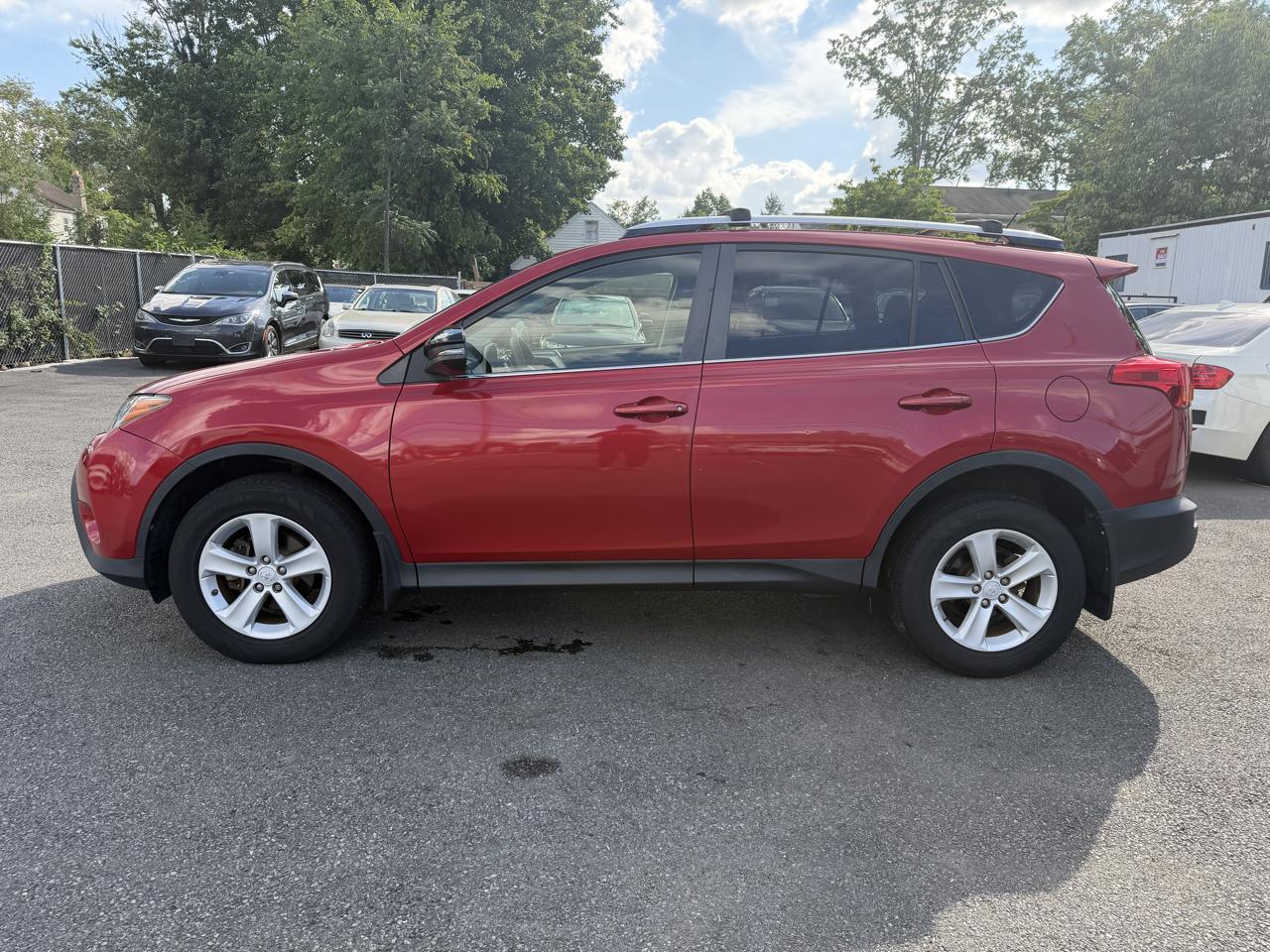 Toyota RAV4 XLE AWD 2013