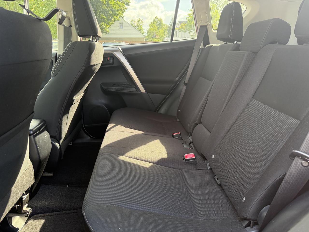 Toyota RAV4 XLE AWD 2013