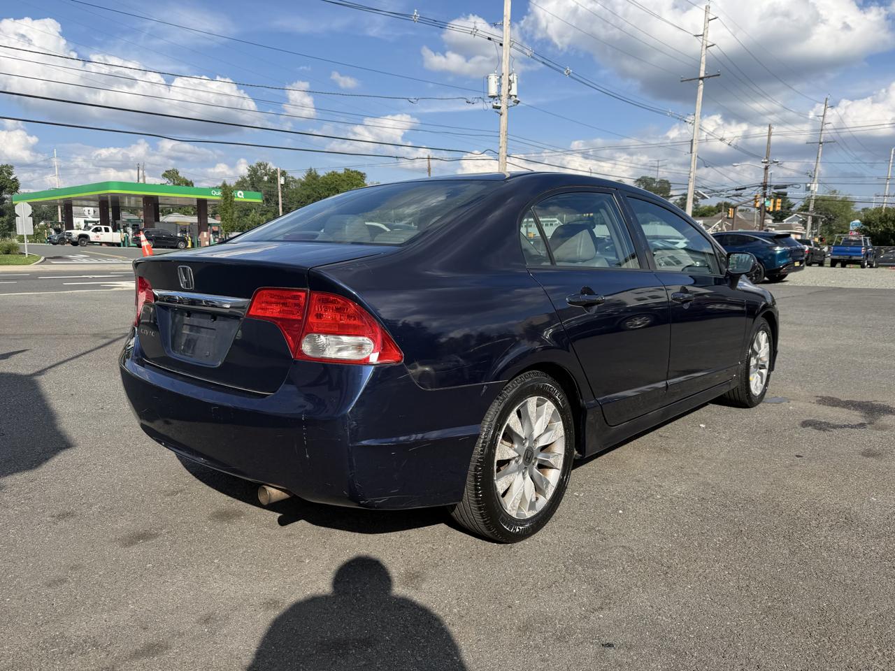 Honda Civic EX-L Sedan 5-Speed AT 2011