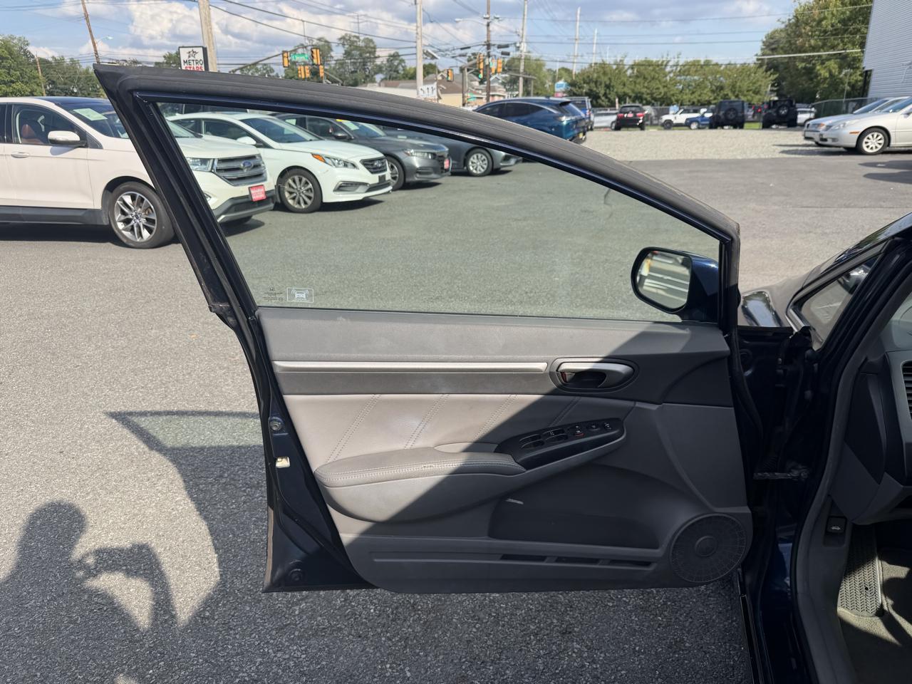 Honda Civic EX-L Sedan 5-Speed AT 2011