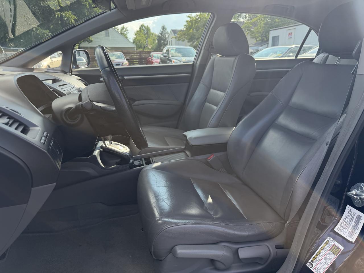 Honda Civic EX-L Sedan 5-Speed AT 2011