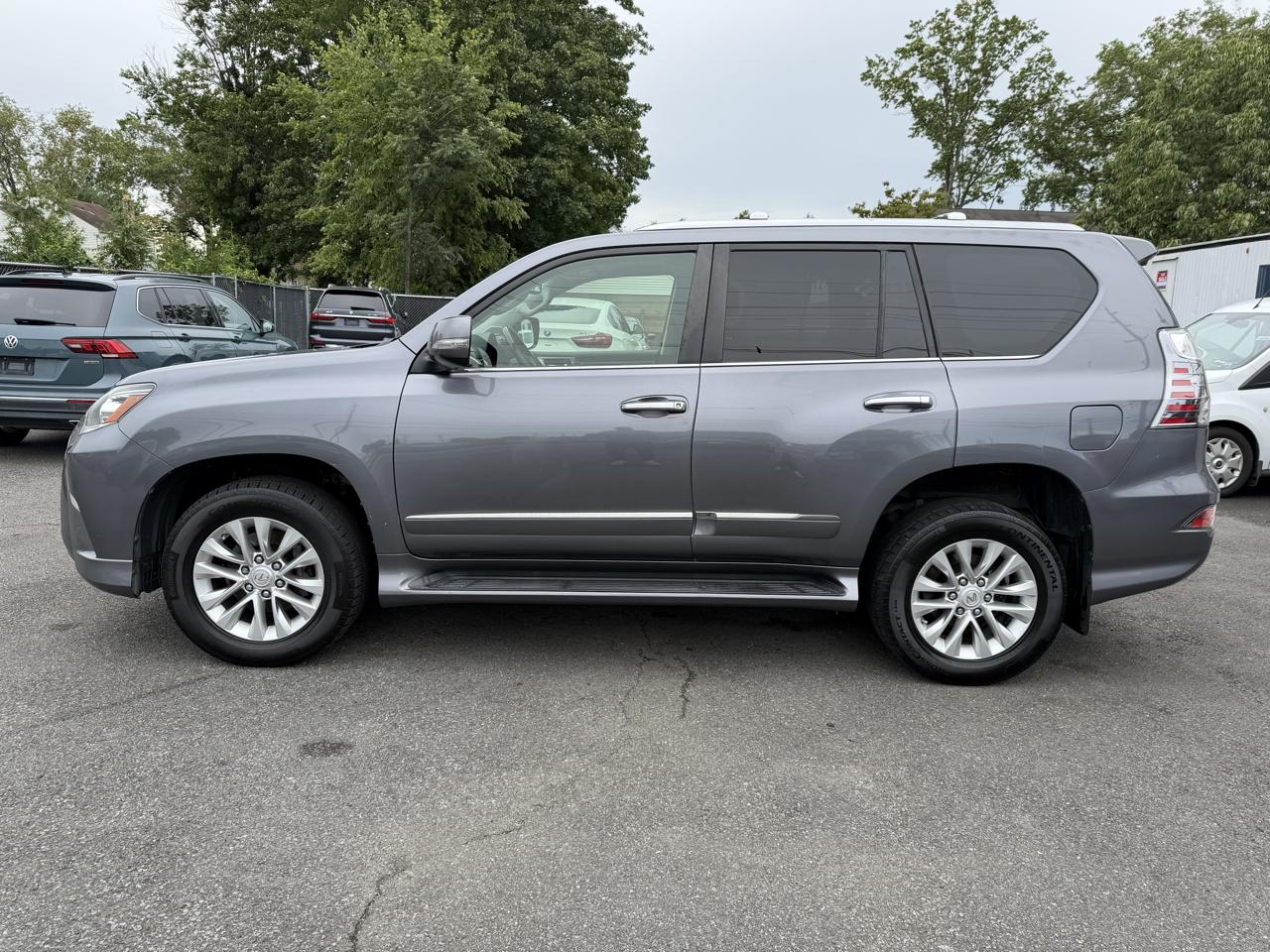 Lexus GX 460 Base 2016