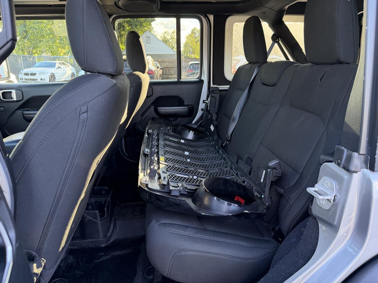 Jeep Wrangler Unlimited Sport 2021