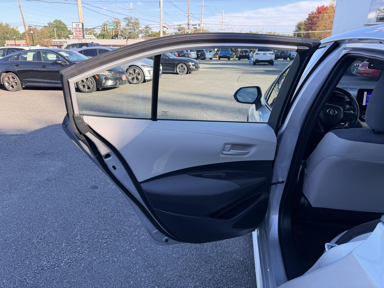 Toyota Corolla LE 2025