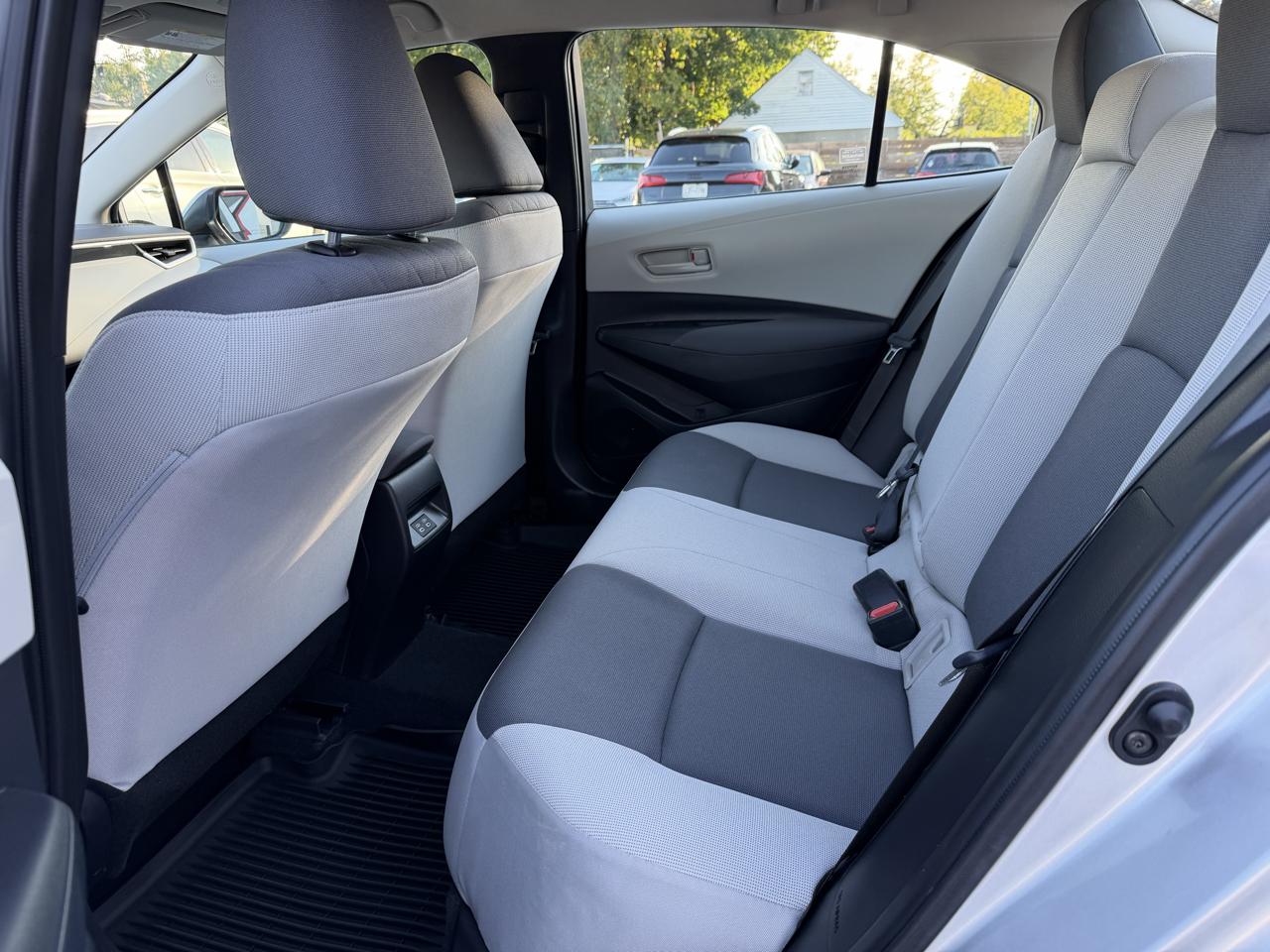 Toyota Corolla LE 2025