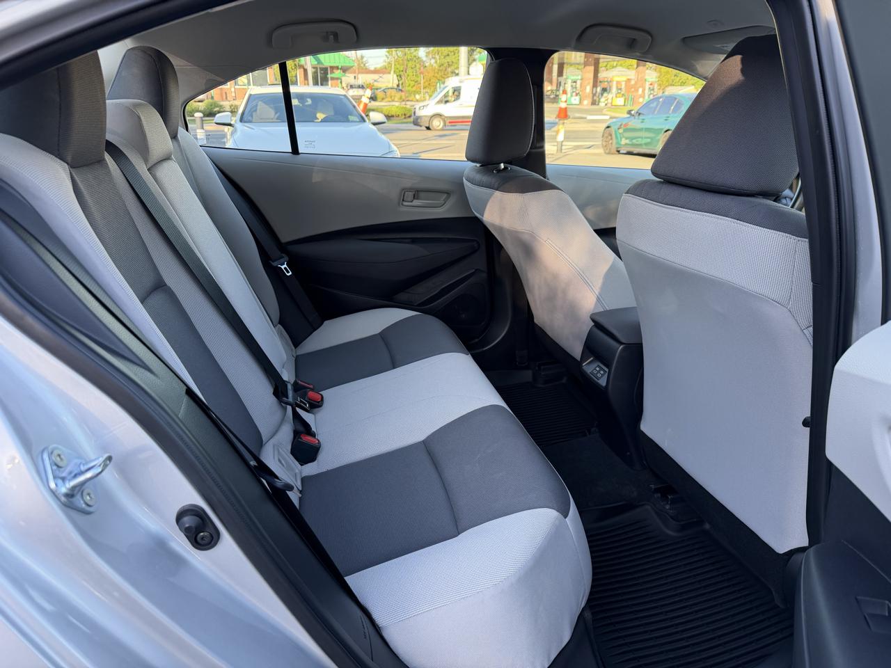 Toyota Corolla LE 2025
