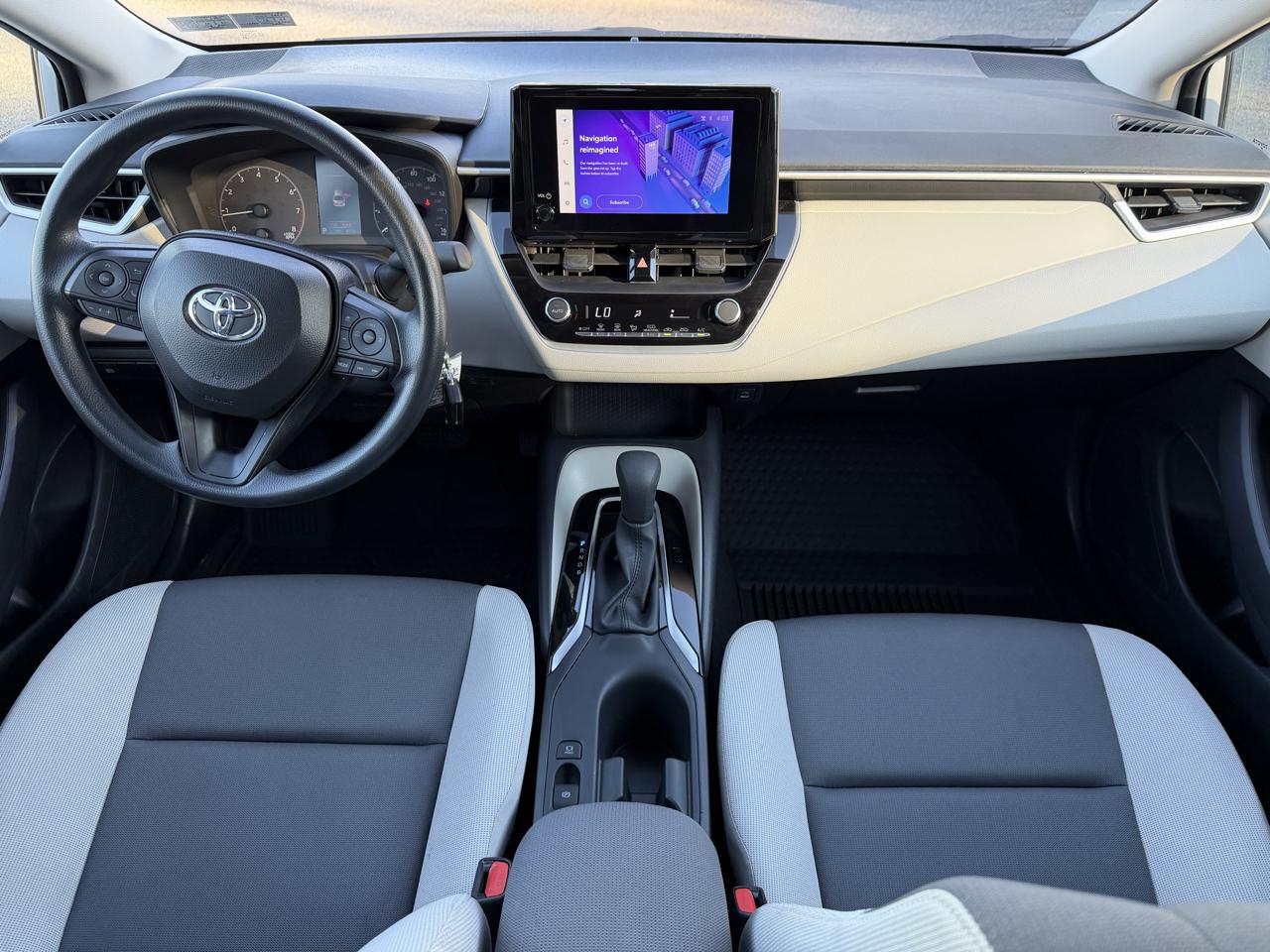 Toyota Corolla LE 2025